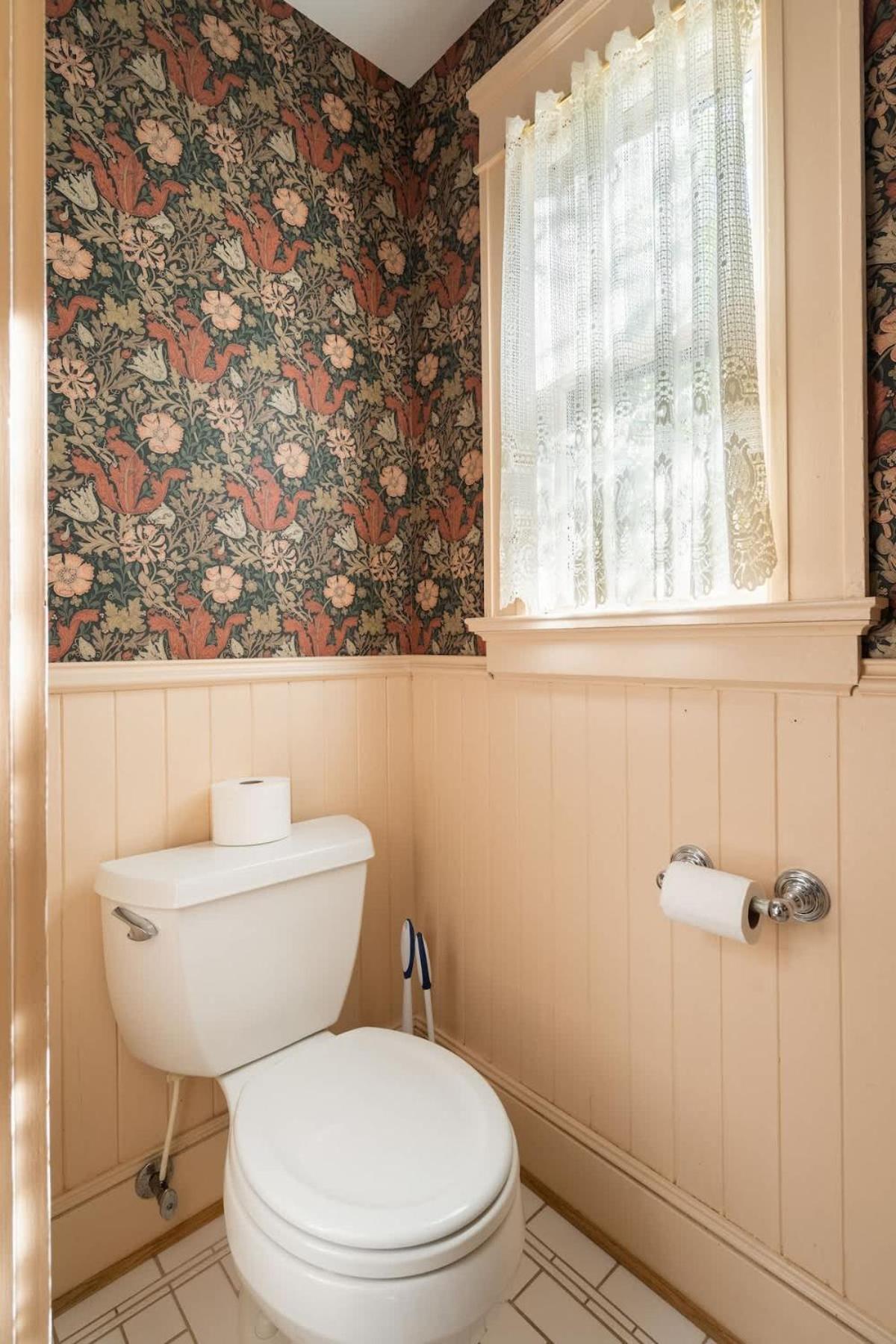 1910 Historic Jessie Morehead House - 98 Walkscore * Portland